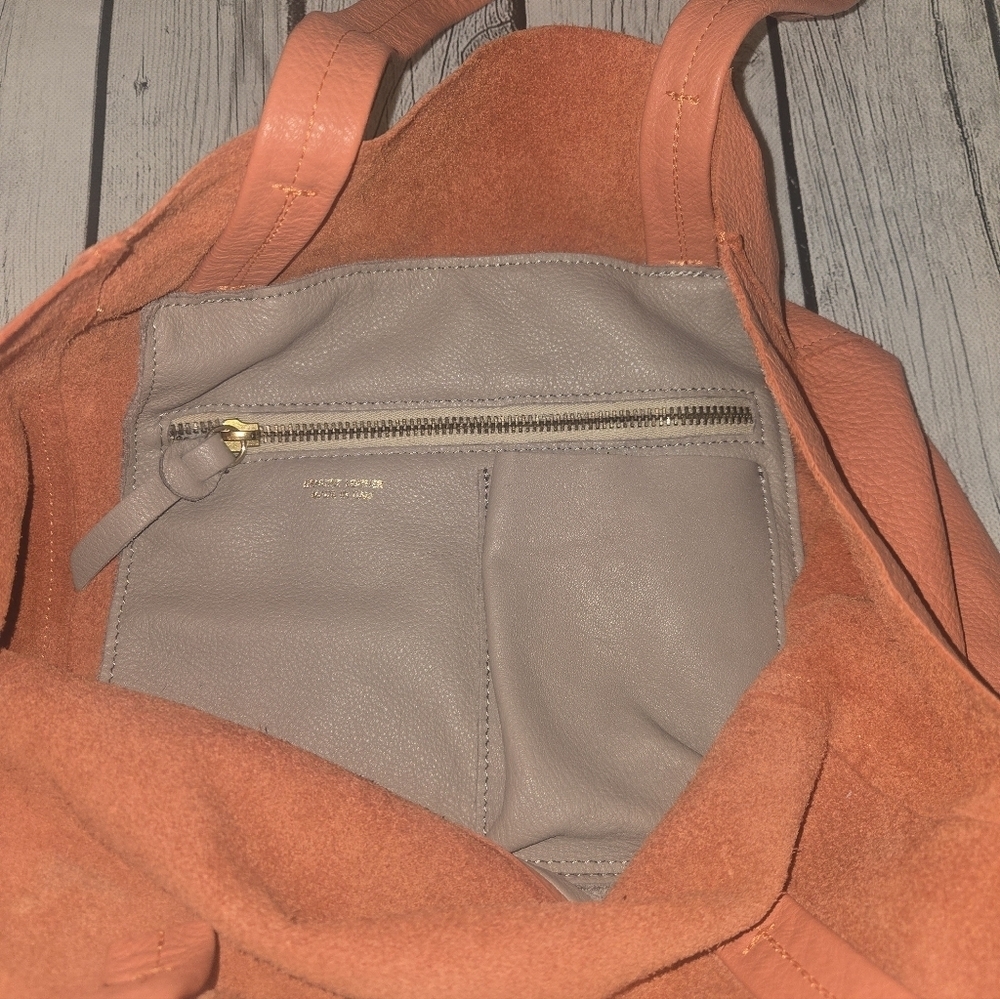 Le Parmentier Paris Made in Italy Leather Colorblock Tote – Coral & Taupe - Picture 4 of 13